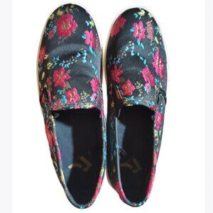 R Report Rose Embroidery Fabric Women’s Sneakers/Loafer Comfort Casual Size 7.5